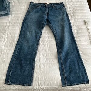Men’s Size 34x30 Levi Strauss Bootcut Jeans
